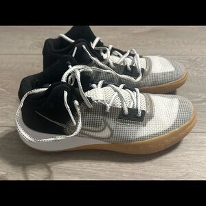 Kyrie Irving Nike Men’s Basketball Shoes